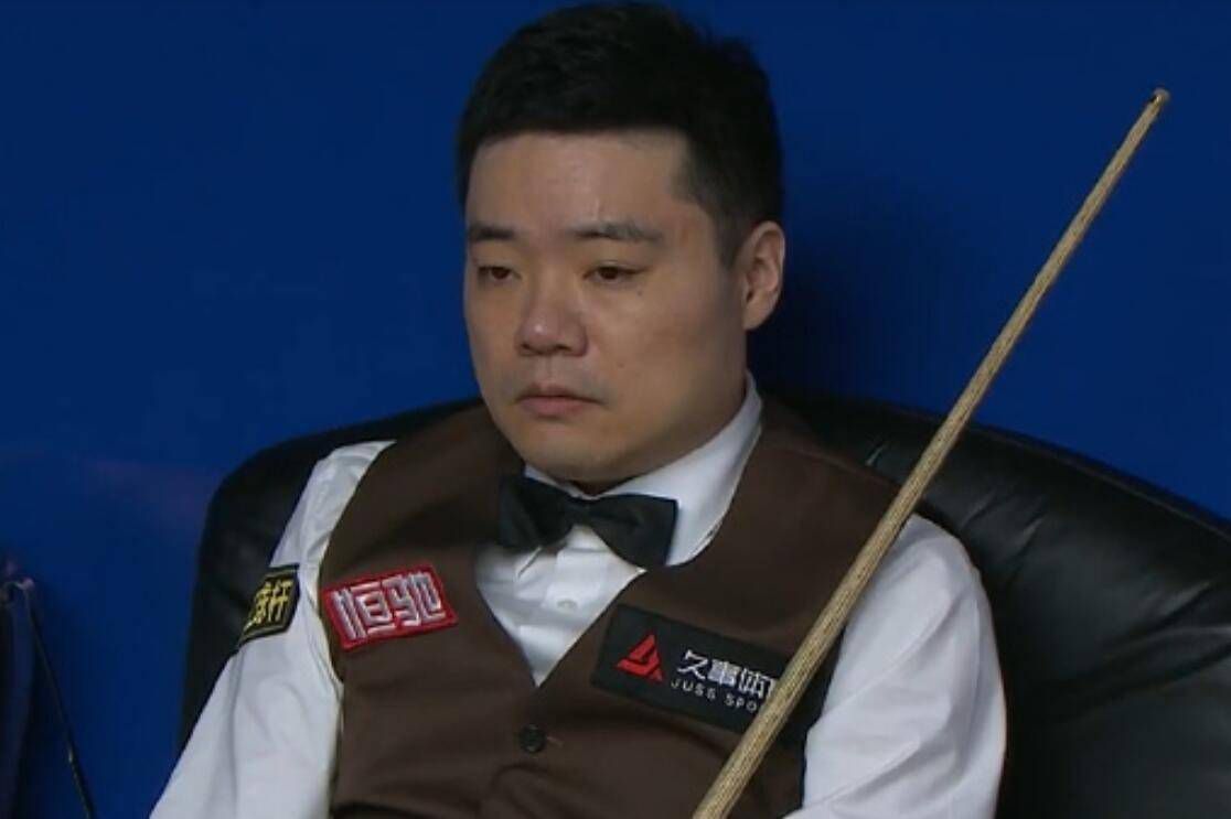 美妇呻吟雪臀高潮玉腿抽搐