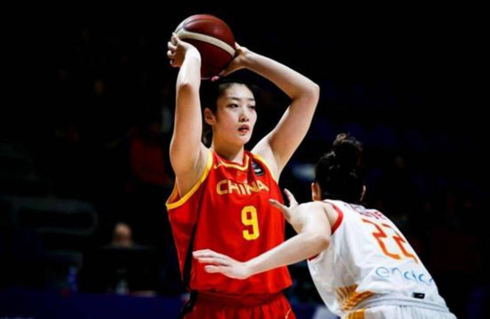 美女三级在线