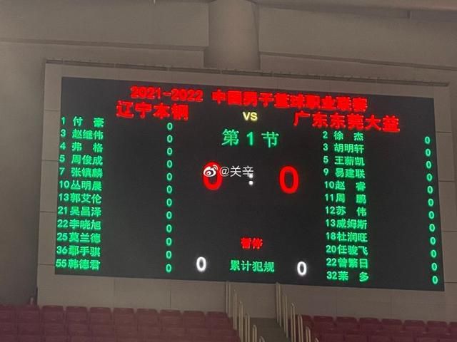 美女女仆掀开给人吃