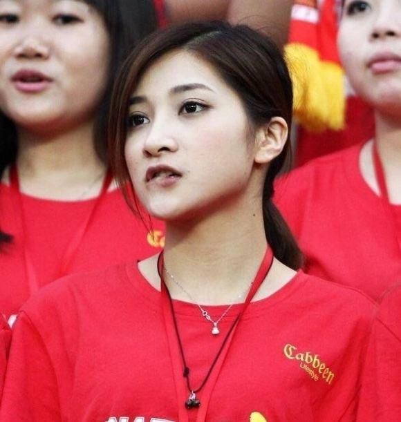 婬荡的寡妇在线播放
