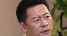 给岳m洗澡勃起