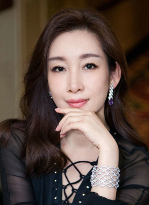 老女人逼